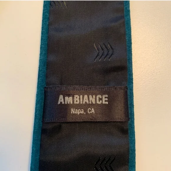 Vintage teal suede skinny tie by Ambiance - Picture 4 of 4